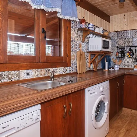 Imasaru Ferienhaus *